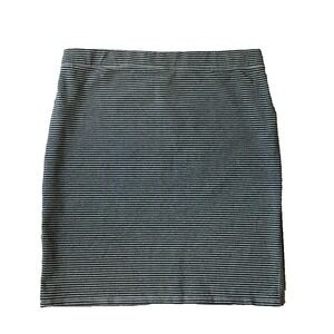 Old Navy Skirt Women L 12 14 Striped Mini Straight Pencil Black Gray Jersey Knit
